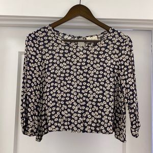 Pins and Needles (Urban Outfitters) - Floral Cropped Blouse - Size: Small